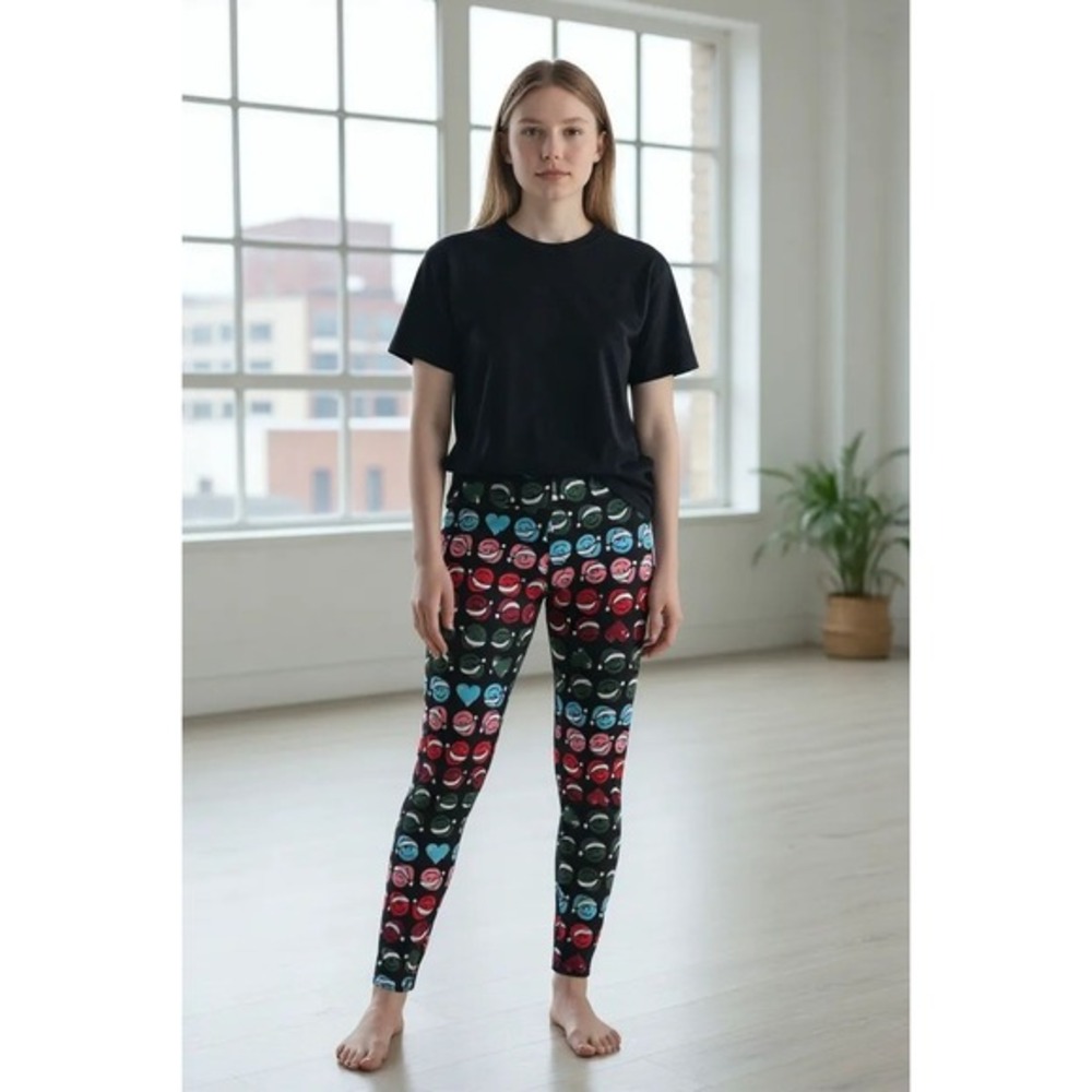 NOBO No Boundaries Leggings Womens M Black Smiley Faces w/Santa Hats Super Soft‎